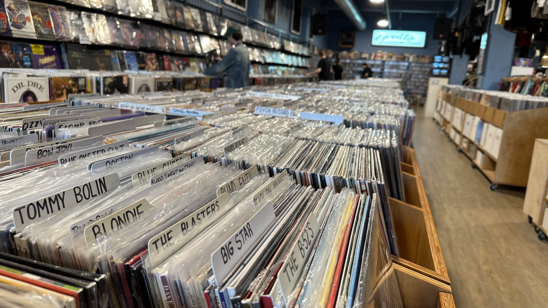 The hunt for 'Daddy's Song': The story behind an Illinois man’s mysterious vinyl record